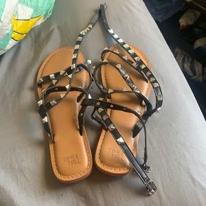 Strap up sandals